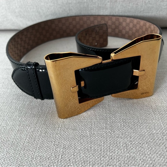 GUCCI Gold Bow Black Patent Belt - Picture 7 of 11
